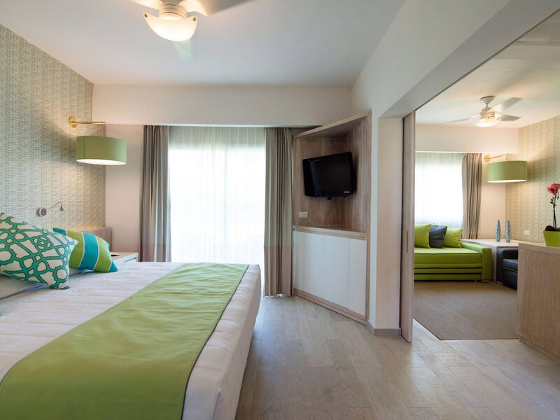 Grand Sirenis Cocotal Beach Resort & Aquagames