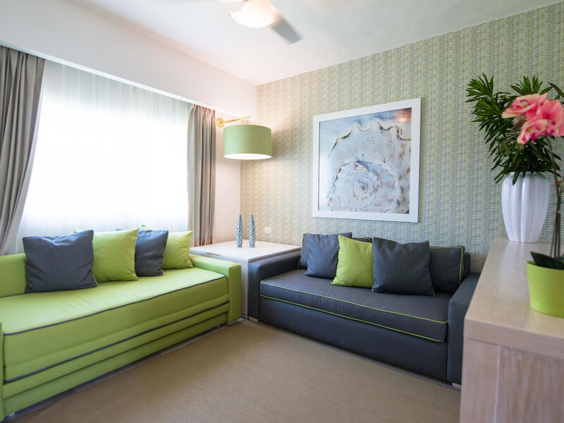 Grand Sirenis Cocotal Beach Resort & Aquagames