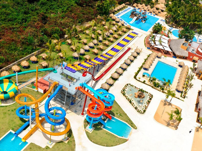 Grand Sirenis Cocotal Beach Resort & Aquagames