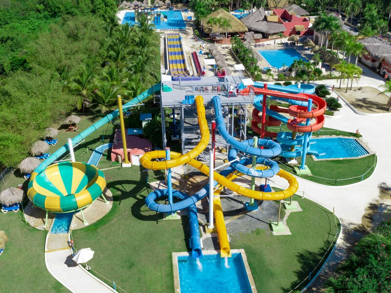 Grand Sirenis Cocotal Beach Resort & Aquagames