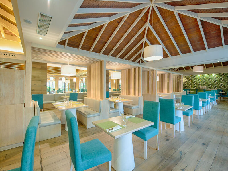 Grand Sirenis Cocotal Beach Resort & Aquagames