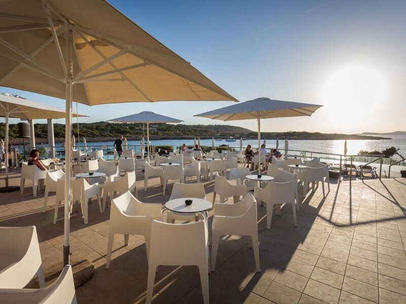 Sirenis Seaview Country Club