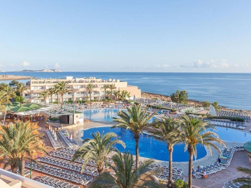 Sirenis Seaview Country Club