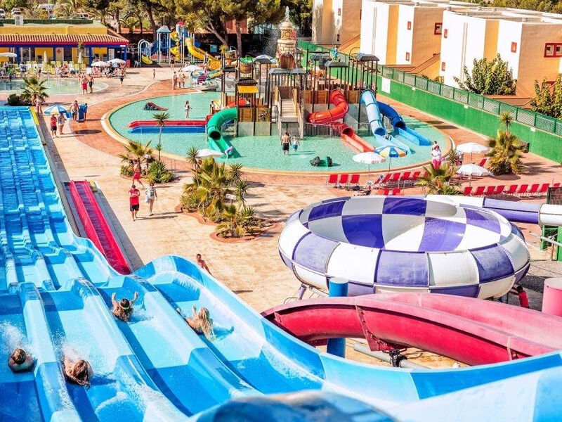 Sirenis Seaview Country Club
