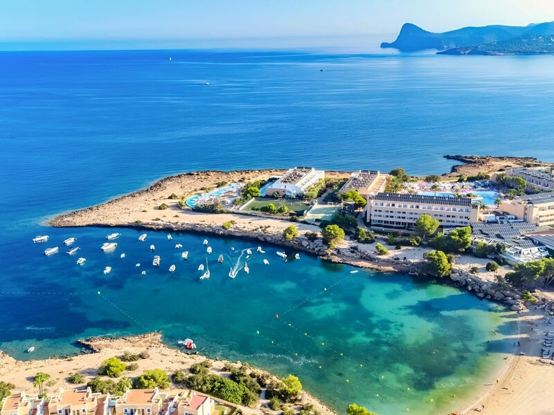 Sirenis Seaview Country Club