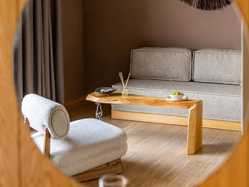 Skiathos Avaton Suites & Villas