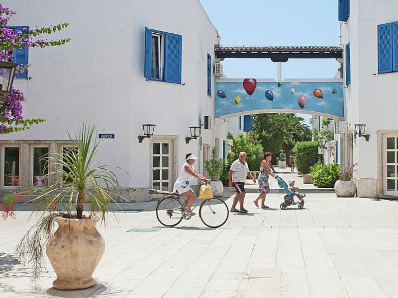 Slovenska Plaža 4