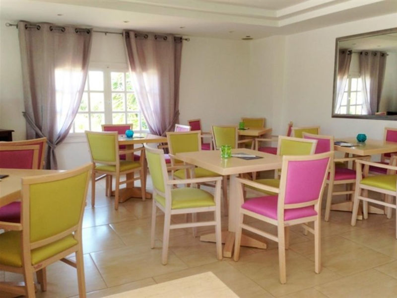 Smartline Vasia Village
