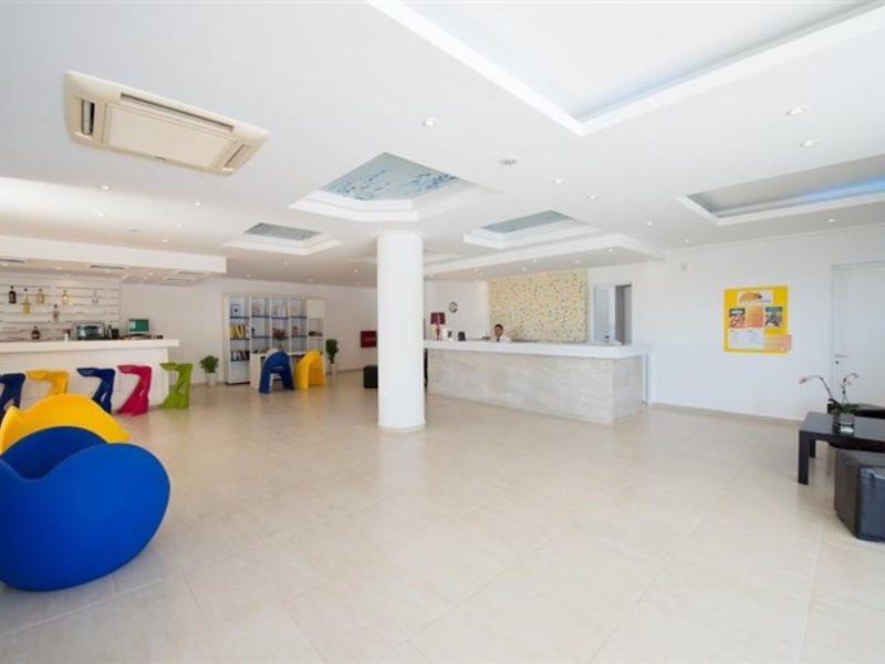 Smartline Vasia Village
