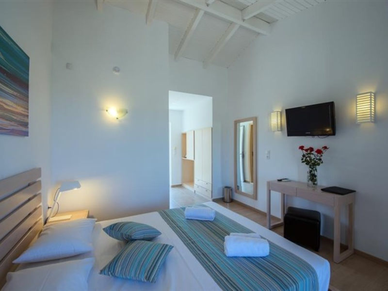 Smartline Vasia Village