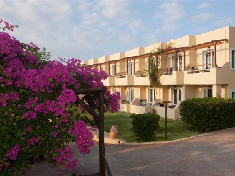 Smartline Vasia Village