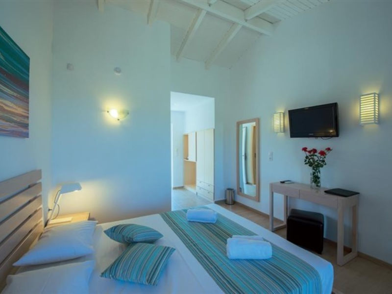 Smartline Vasia Village