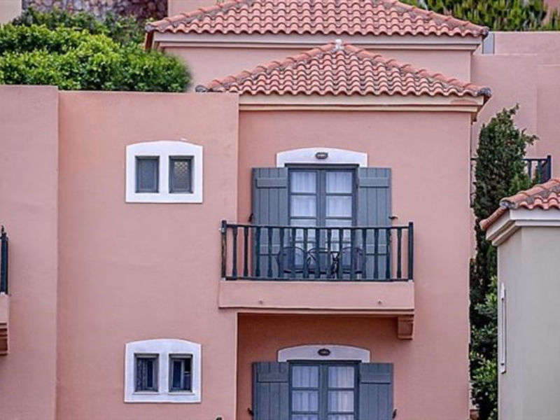Smartline Vasia Village