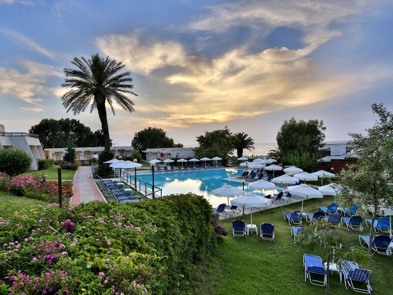 Sol By Melia Cosmopolitan