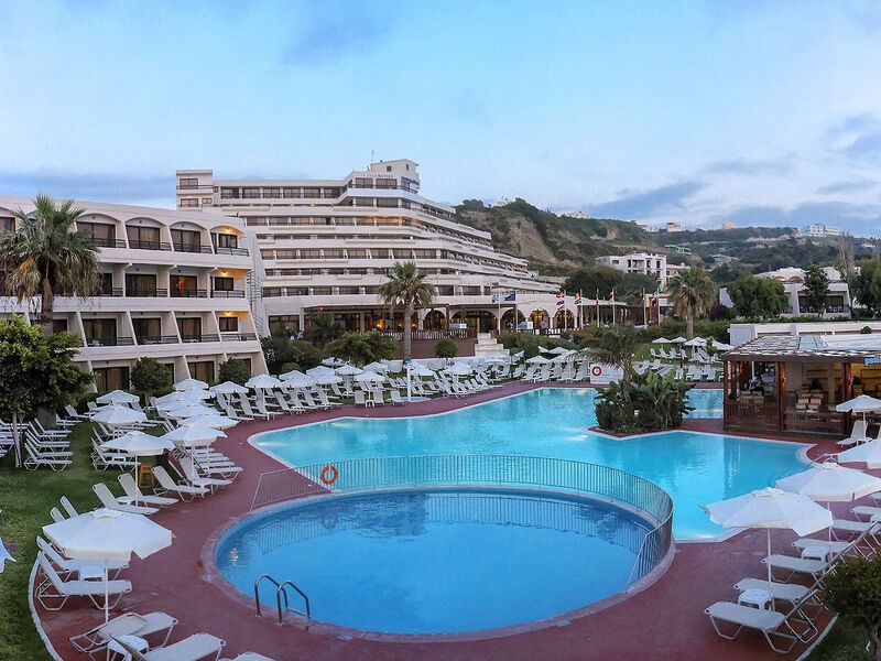 Sol By Melia Cosmopolitan