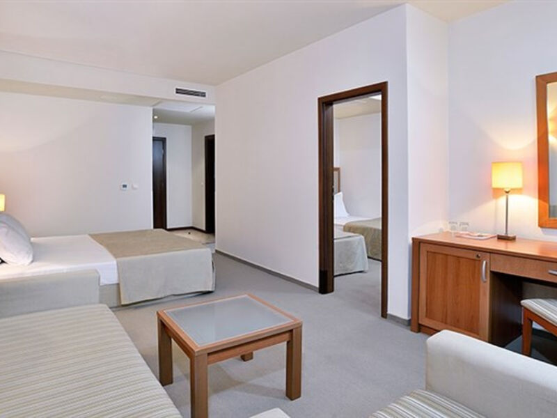 Sol Luna Bay Resort