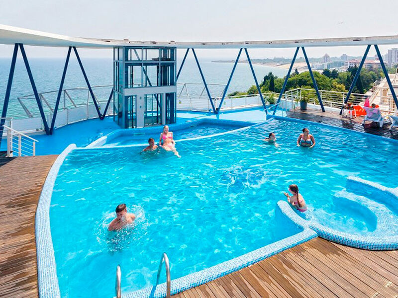 Sol Marina Palace