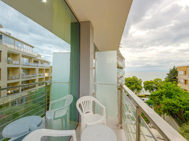 Sol Marina Palace