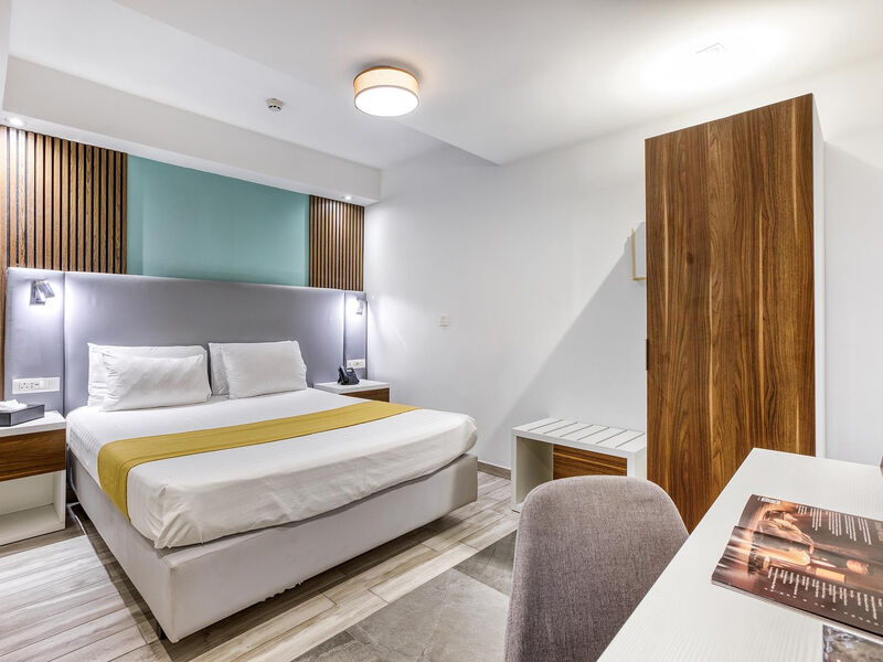 Solana Hotel & Spa