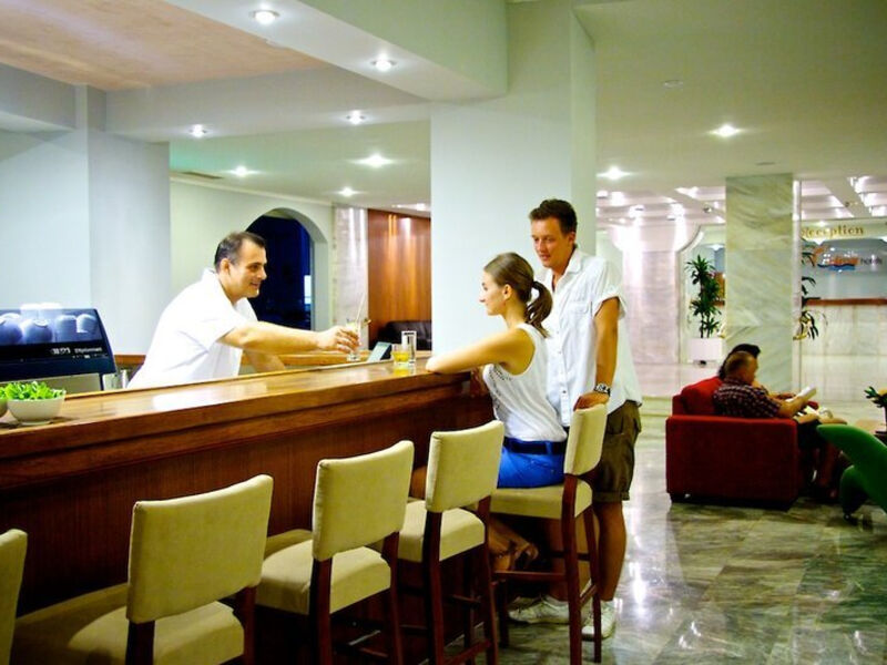 Solimar Dias Hotel