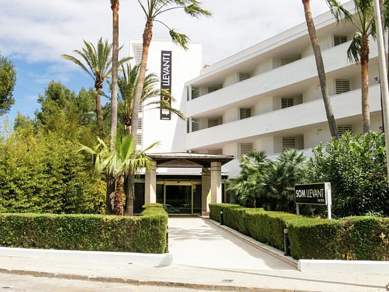 Som Llevant Suites