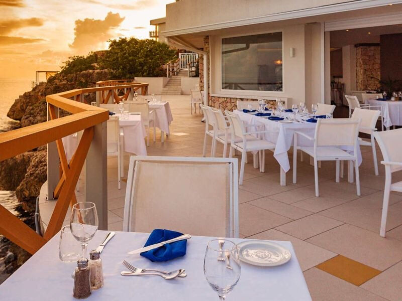 Sonesta Maho Beach