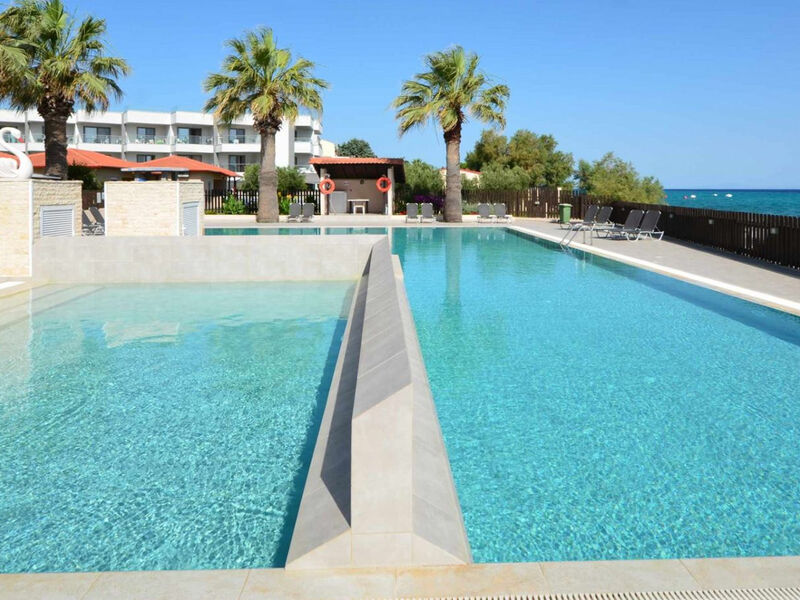 Sousouras Holiday Resort