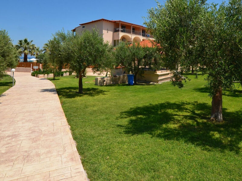 Sousouras Holiday Resort