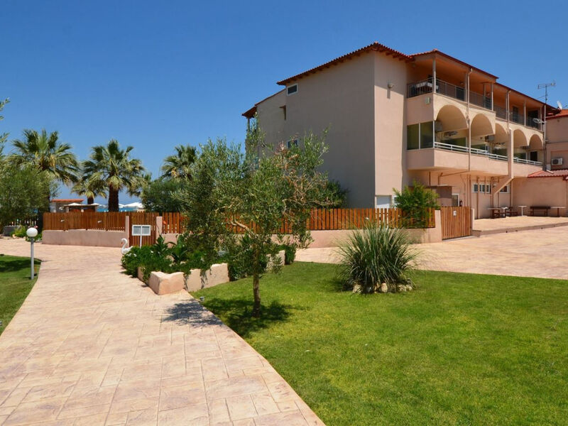 Sousouras Holiday Resort