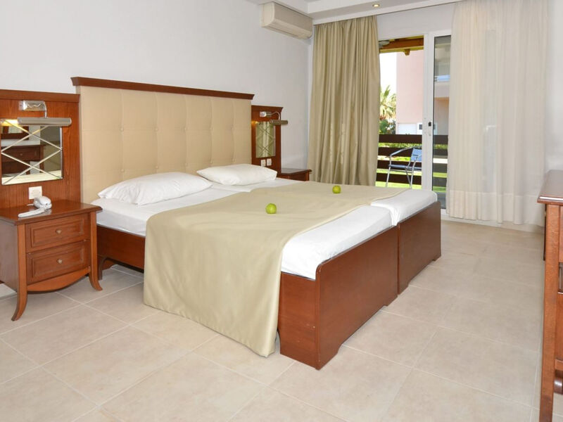 Sousouras Holiday Resort