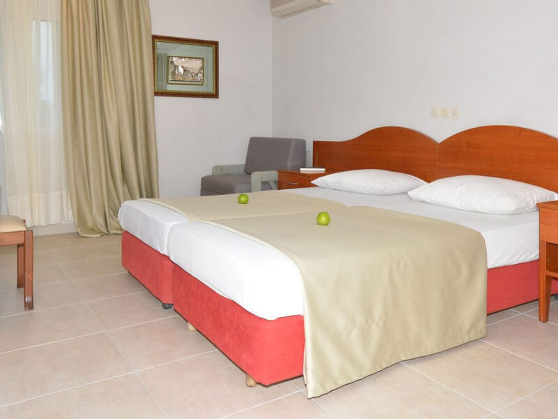Sousouras Holiday Resort