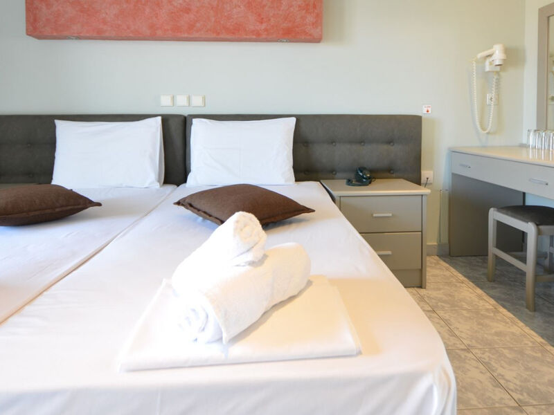 Sousouras Holiday Resort