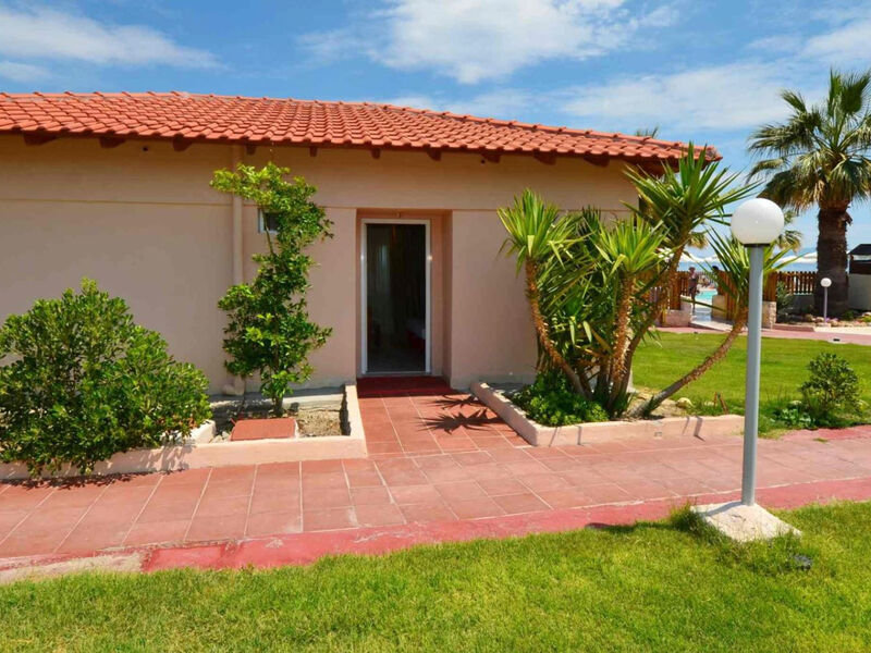 Sousouras Holiday Resort