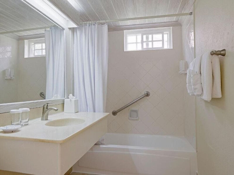 Southern Palm Beach Club & Resort