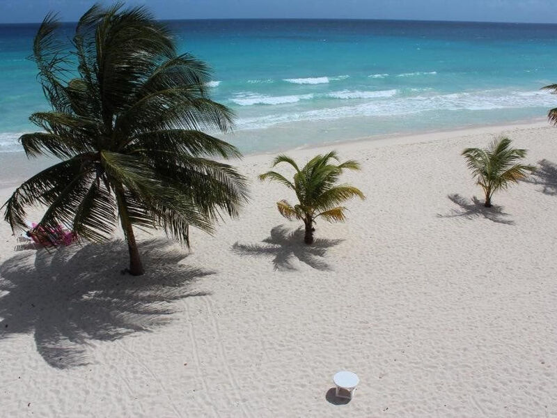 Southern Palm Beach Club & Resort