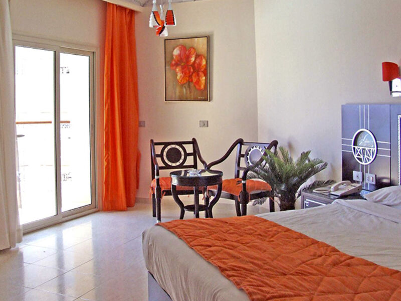 Sphinx Aqua Park Beach Resort