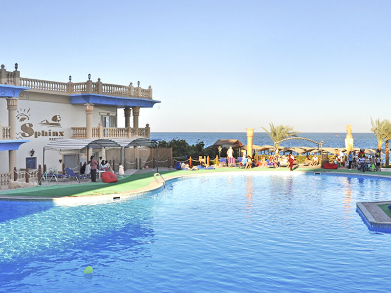 Sphinx Aqua Park Beach Resort