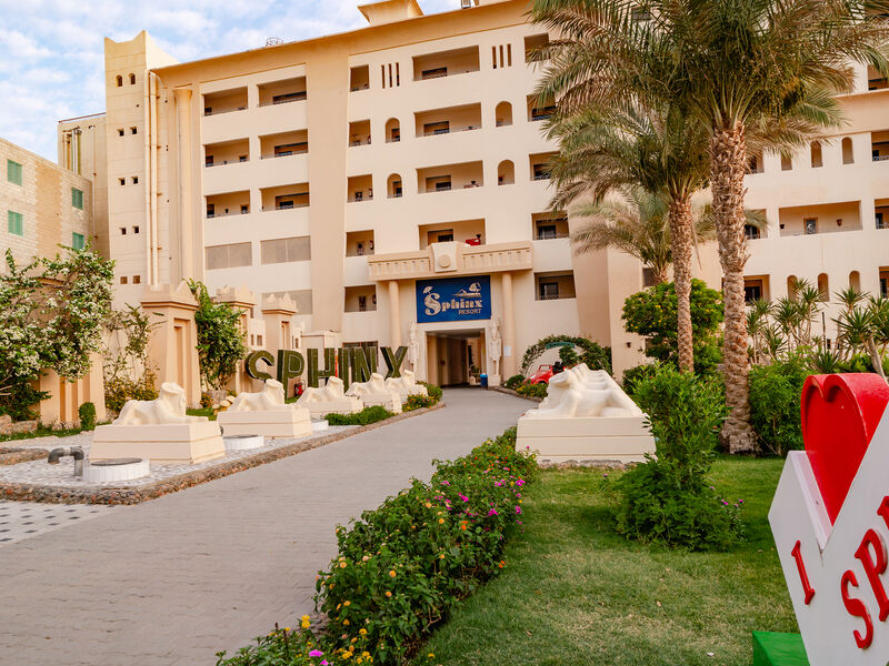 Sphinx Aqua Park Beach Resort