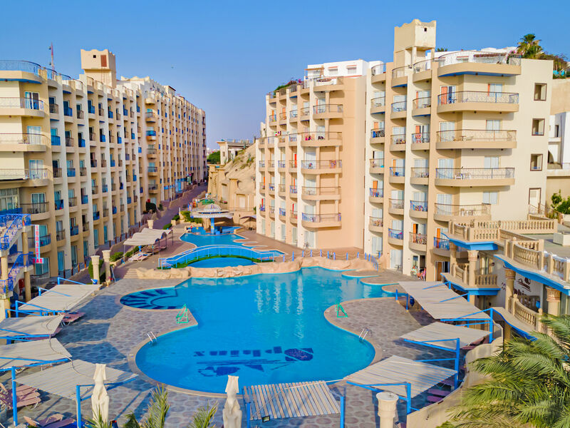 Sphinx Aqua Park Beach Resort