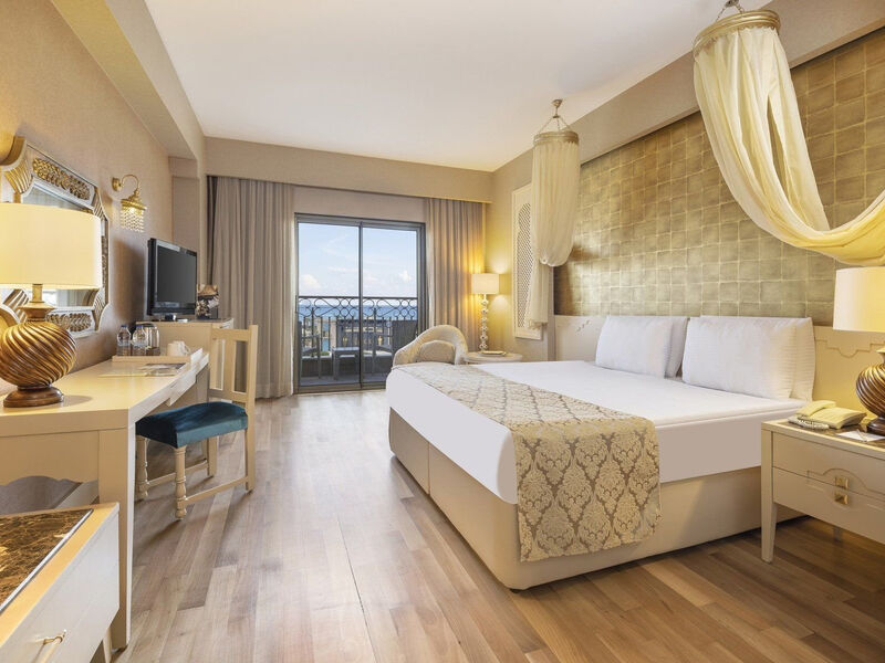 Spice Hotel & Spa