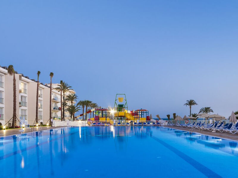 Splashworld Globales Playa Estepona