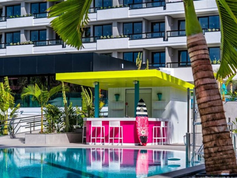 Spring Hotel Bitacora