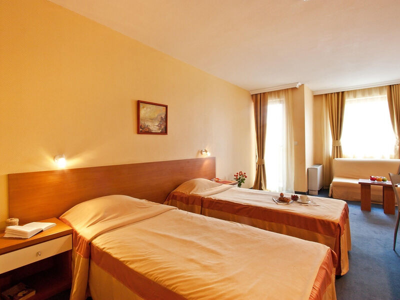 St. George Hotel & Medical Spa