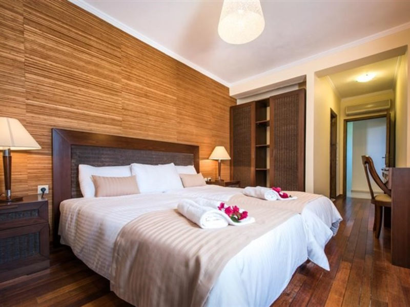 St John Villas Suites & Spa