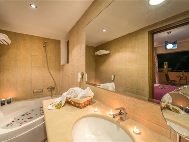 St. John Villas And Spa