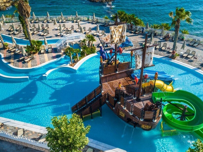 Star Beach Village