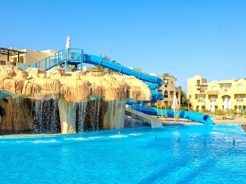 Stella Makadi Beach Resort & Spa