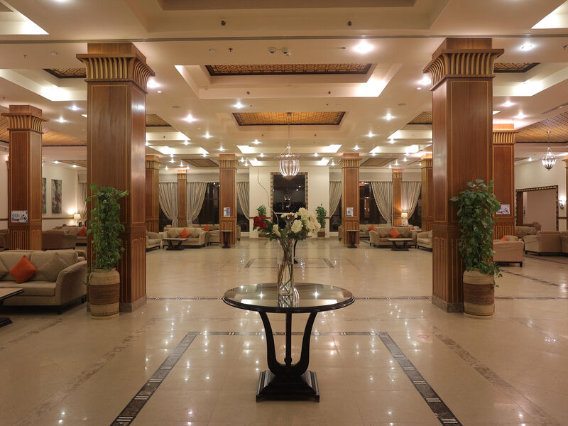 Stella Makadi Beach Resort & Spa