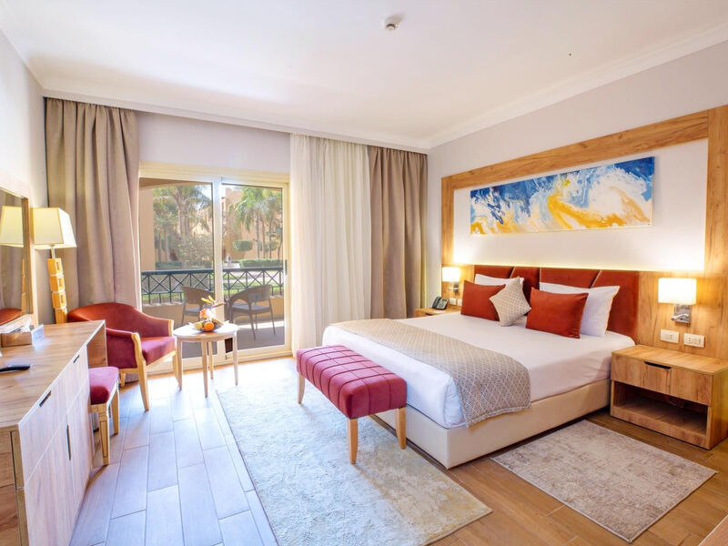 Stella Makadi Beach Resort & Spa