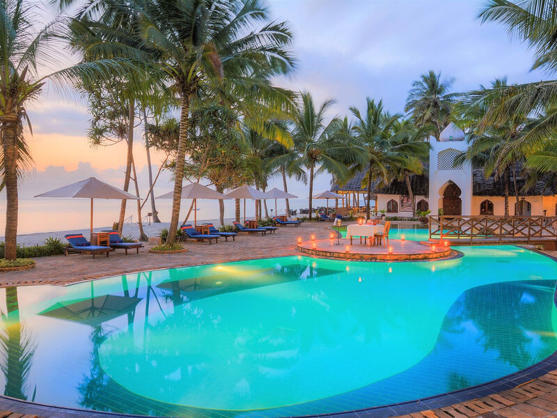 Sultan Sands Island Resort